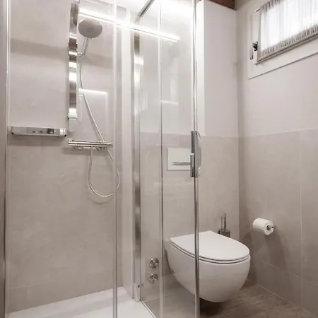 Hotell Mamagio *