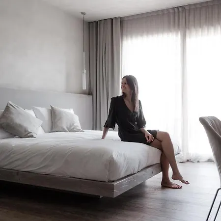 Mamagio Hotell